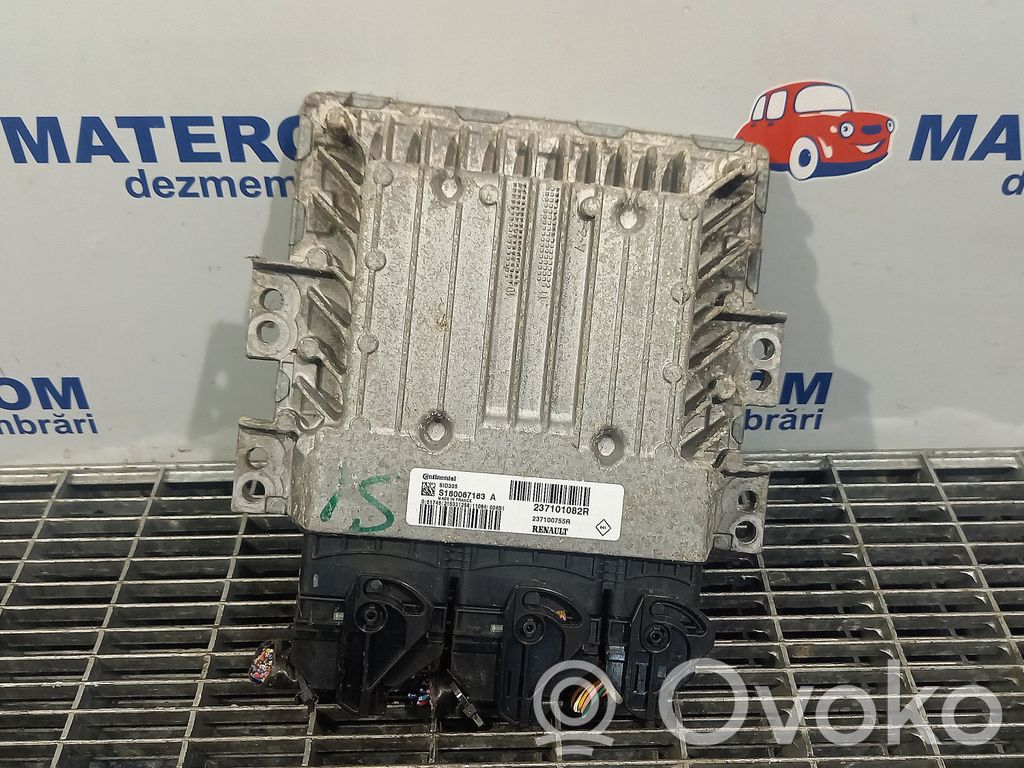 Nissan Juke I F15 Unitate/modul de control motor 