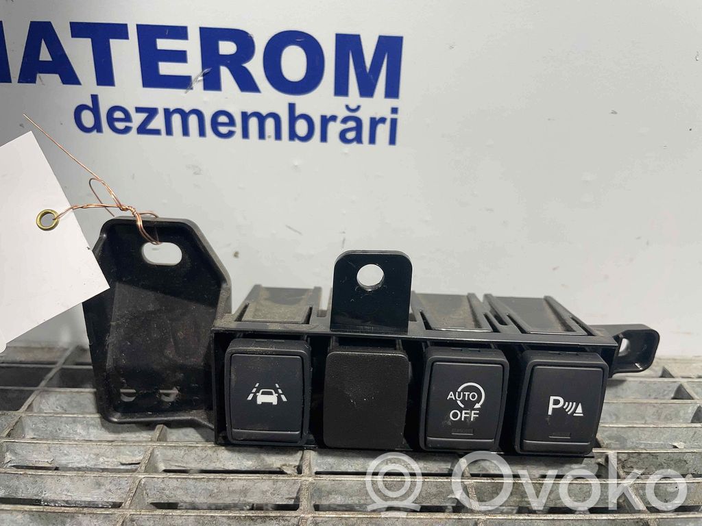 Nissan Qashqai Interruptor de encendido/apagado del motor 