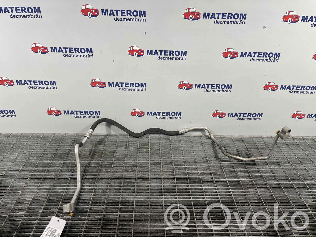 BMW 3 E92 E93 Ilmastointilaitteen putki (A/C) 