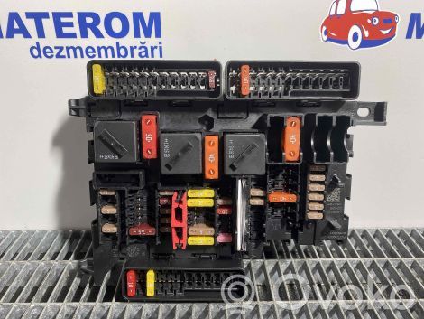 BMW 2 F46 Sulakemoduuli 