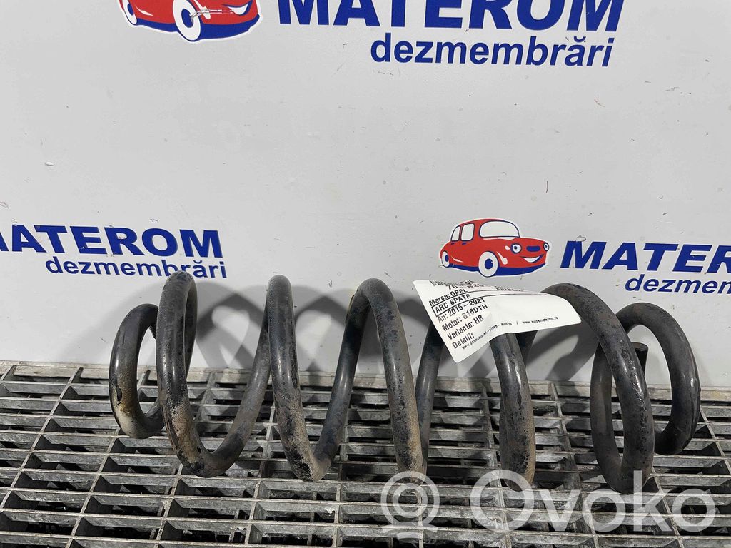 Opel Astra K Sprężyna tylna 