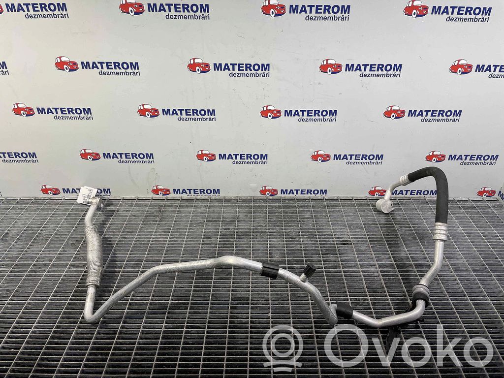 Ilmastointilaitteen putki (A/C)   1K0820743CD