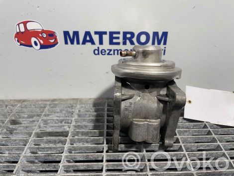 Volkswagen Golf V Soupape vanne EGR 