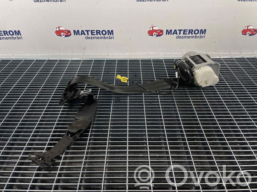 Volkswagen PASSAT B8 Cinturón trasero 