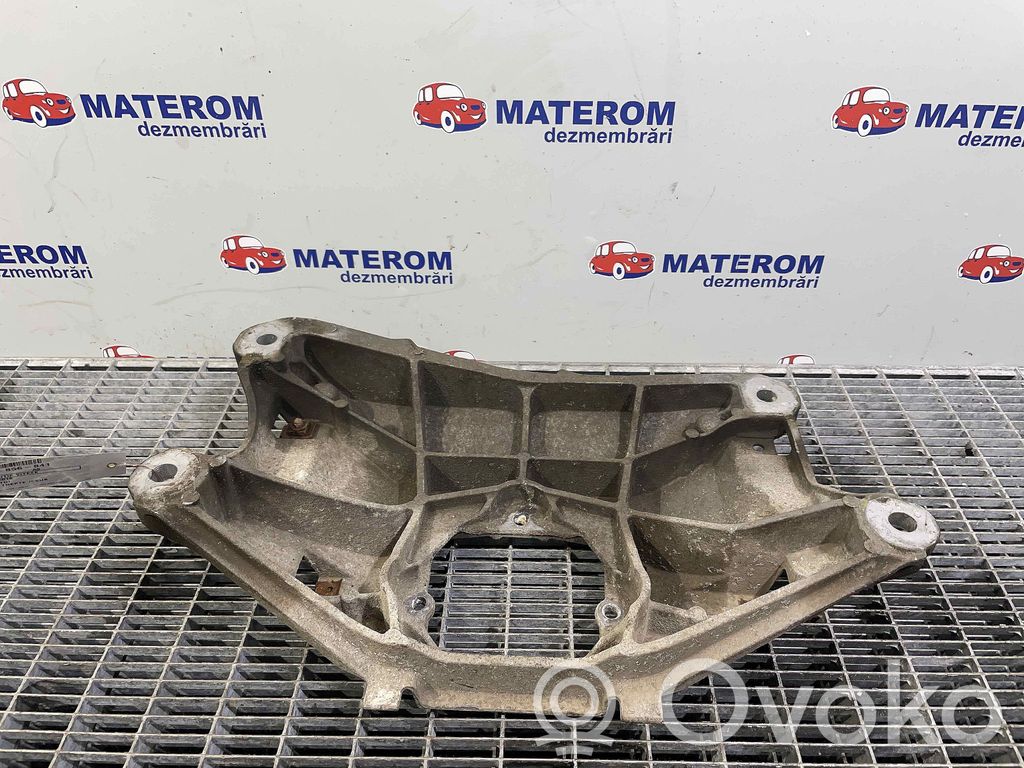 Audi A5 8T 8F Supporto di montaggio scatola del cambio 