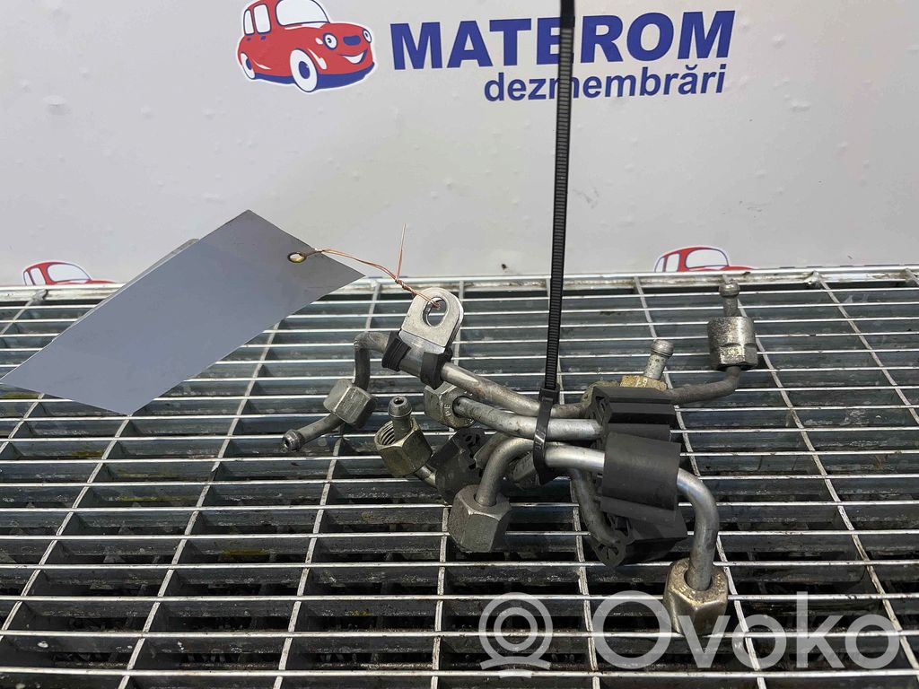 Iveco Daily 35 - 40.10 Kraftstoffverteiler Einspritzleiste Verteilerrohr 