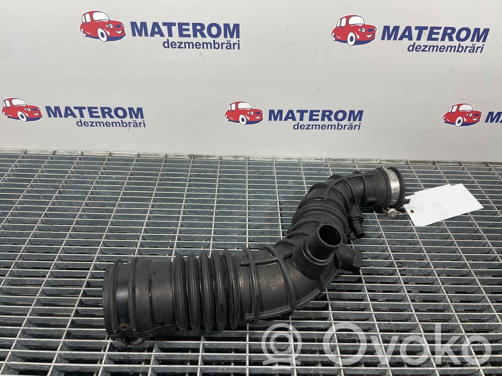 Renault Clio IV Furtun/conductă intercooler 