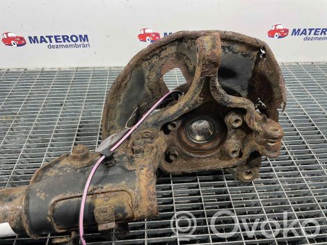 Mazda 3 II Achsschenkel vorne 