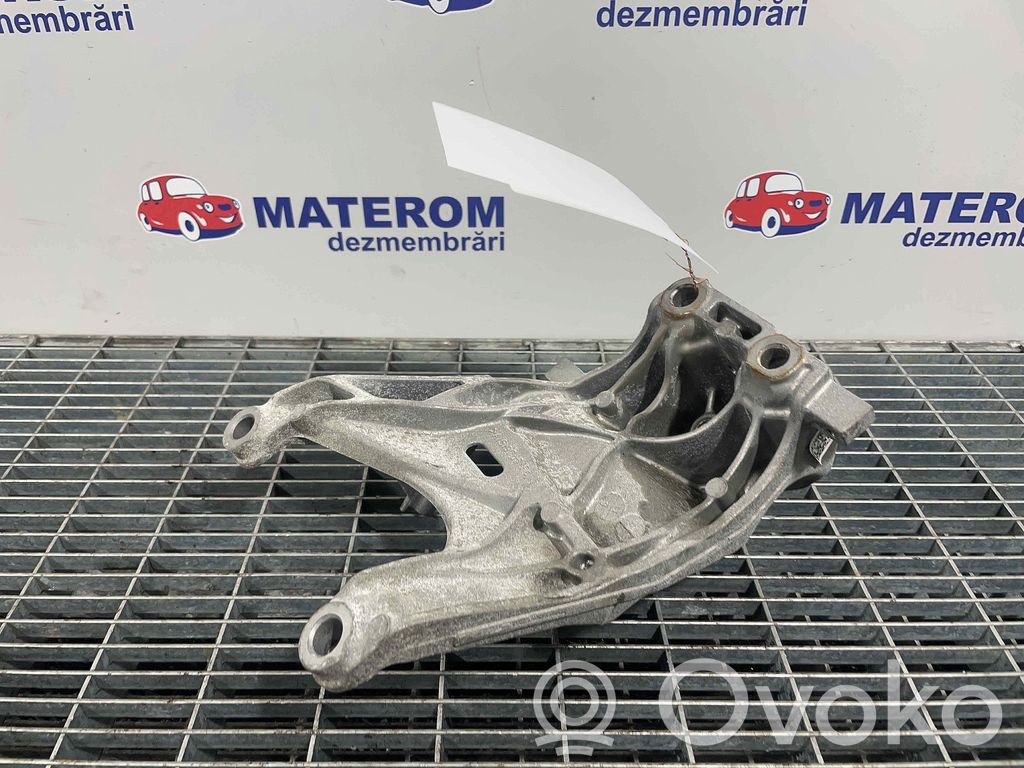 Engine mount bracket   4M0199308BQ