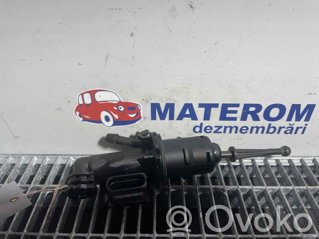 Volkswagen PASSAT CC Główny cylinder sprzęgła 