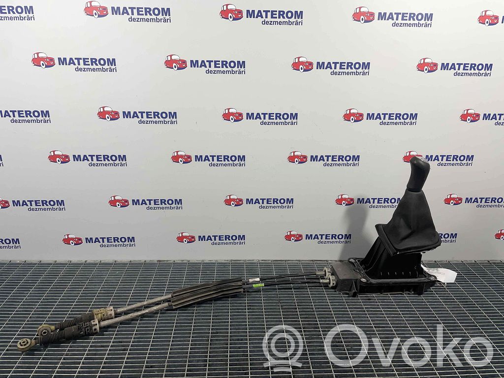 Renault Clio IV Gear shifter/selector 