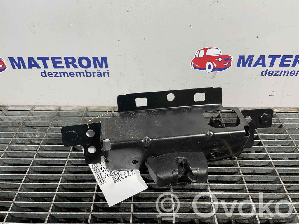 Peugeot 208 I Spoiler del portellone lunotto posteriore 