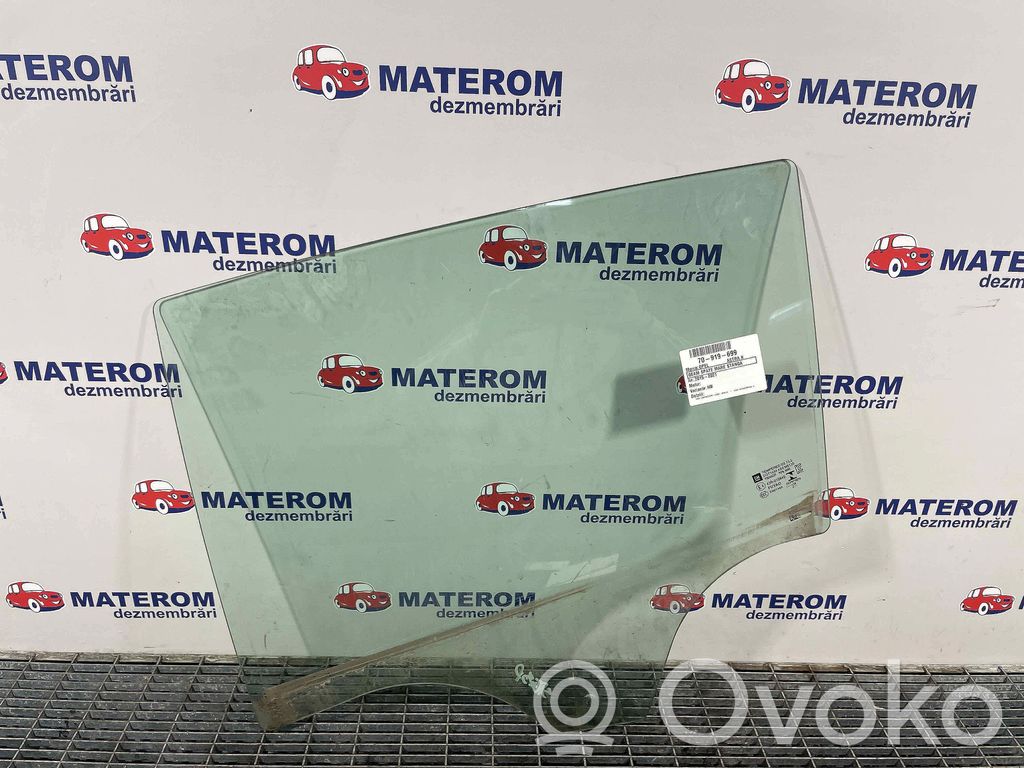 Opel Astra K Vetro del finestrino della portiera posteriore 