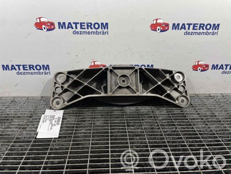 BMW 5 E60 E61 Supporto di montaggio scatola del cambio
