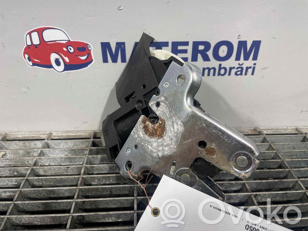Spoiler capotă spate   4E5827505D