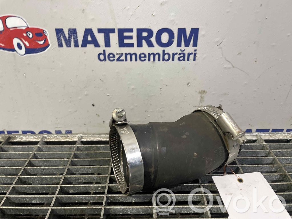 Volkswagen PASSAT CC Tubo flessibile intercooler 