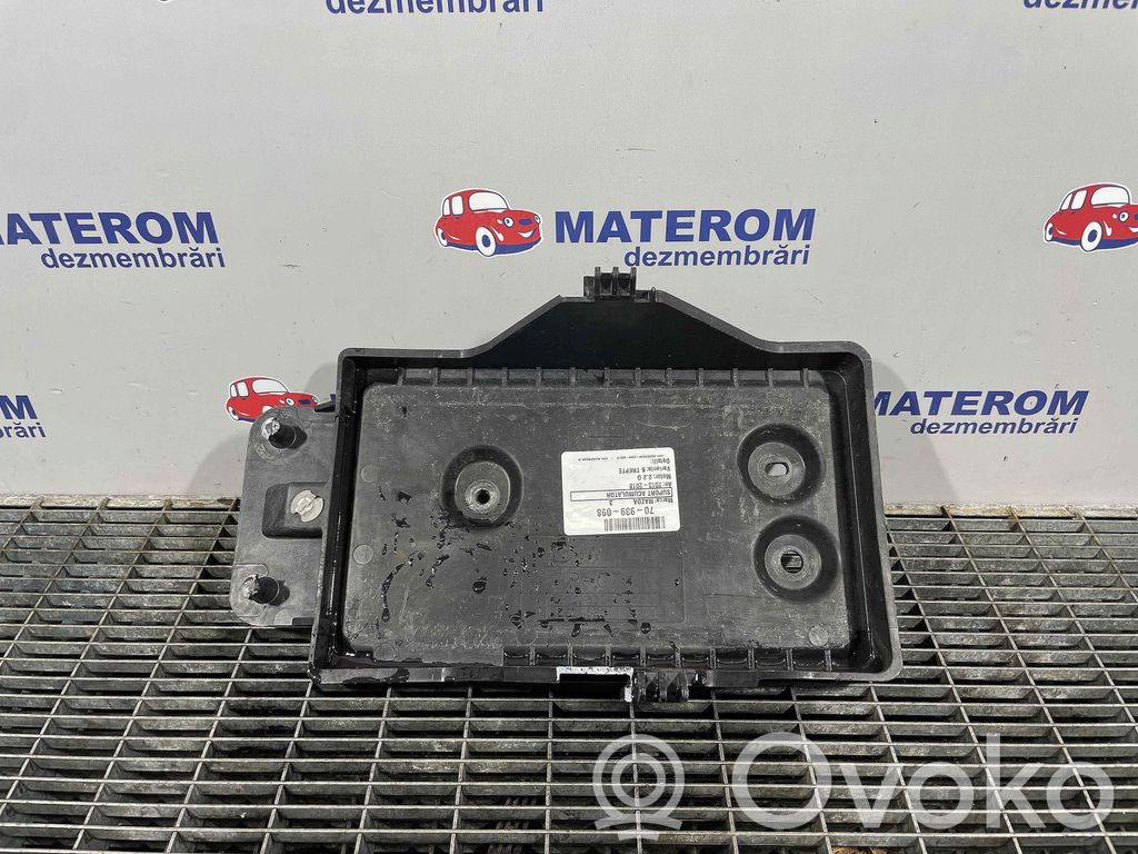 Mazda 3 II Engine mount bracket 