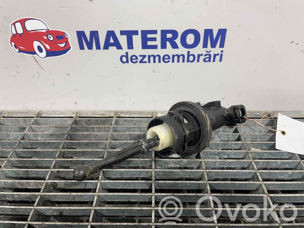 Volkswagen Touran I Pompa della frizione 