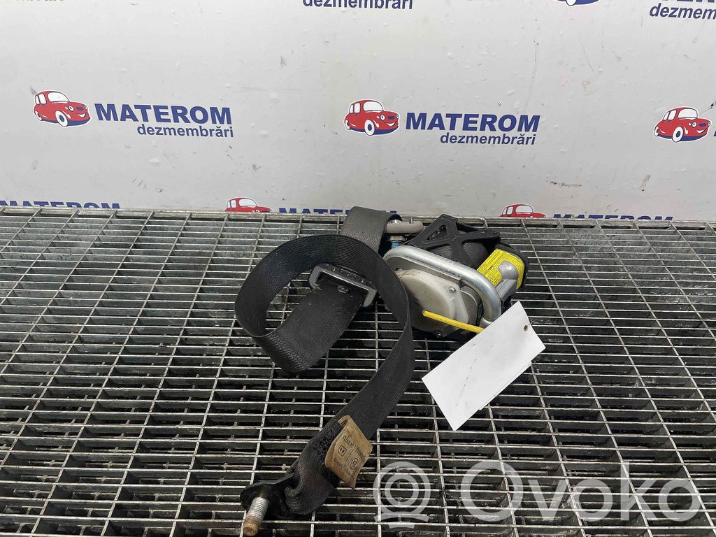 Mitsubishi L200 Cinturón delantero 