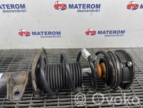 Volkswagen PASSAT B8 Molla elicoidale anteriore