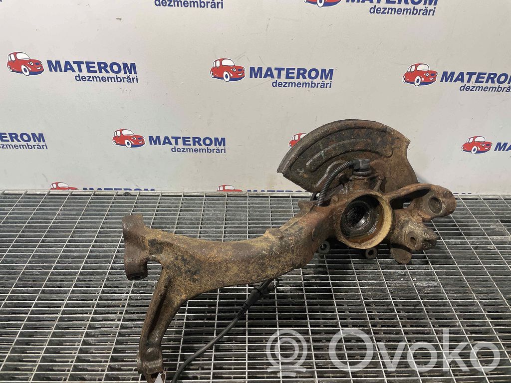 Volkswagen PASSAT B5.5 Fuso a snodo con mozzo ruota anteriore 