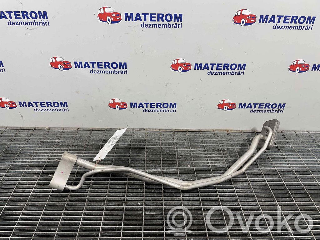 BMW X5 E70 Ilmastointilaitteen putki (A/C) 