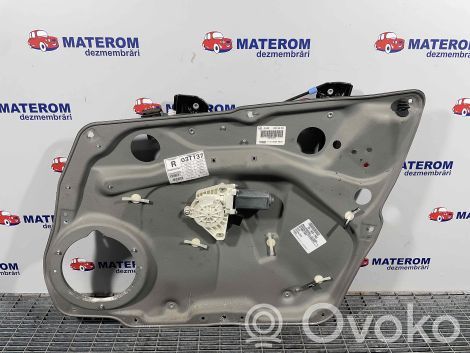 Mercedes-Benz A W169 Macara ușă față cu motor 