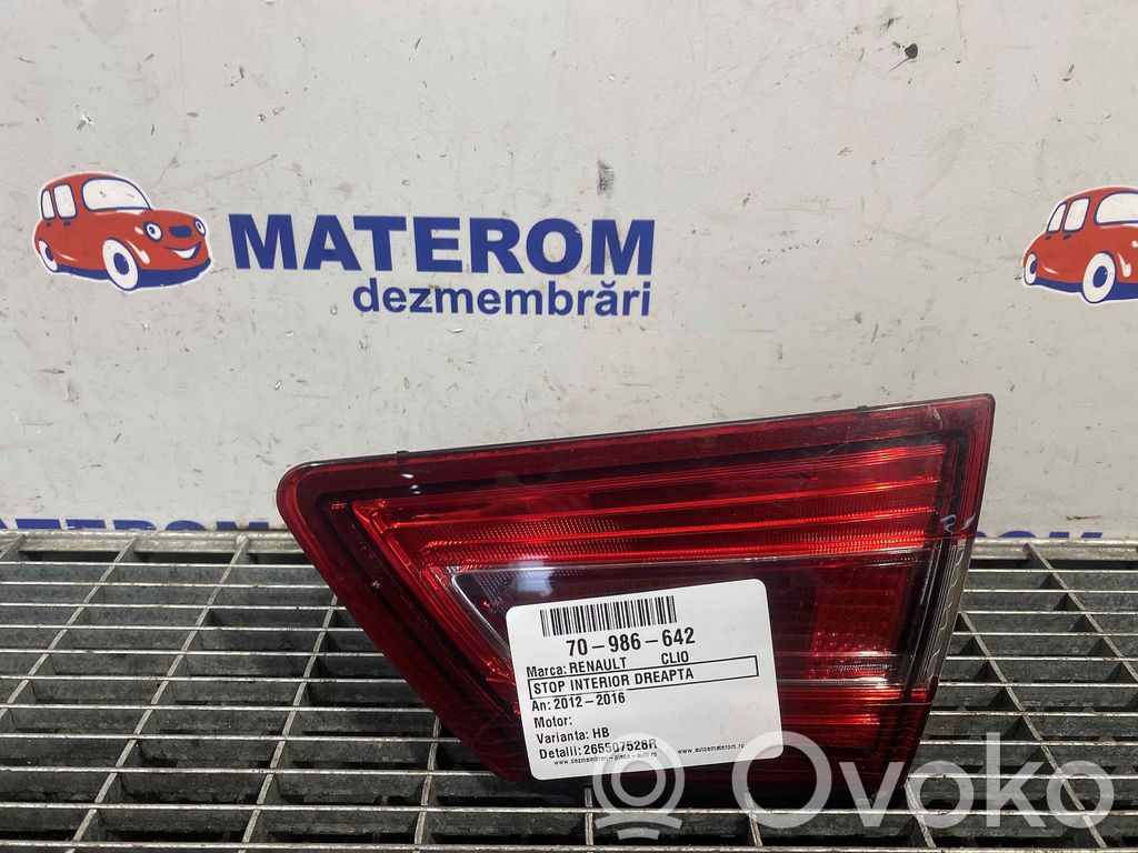 Renault Clio IV Luci posteriori del portellone del bagagliaio 