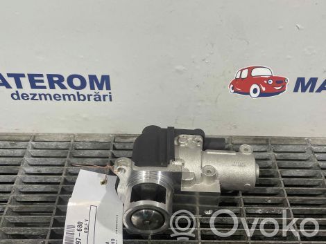 Volkswagen Golf V Soupape vanne EGR 