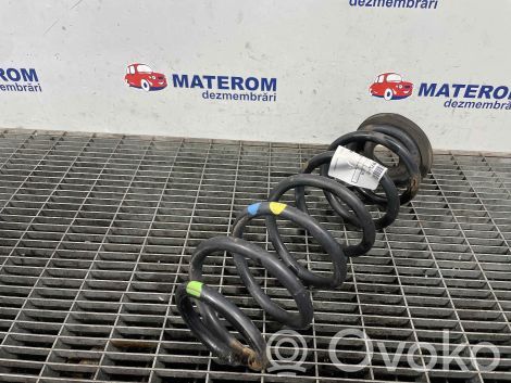 Volkswagen Jetta VI Muelle espiral trasero