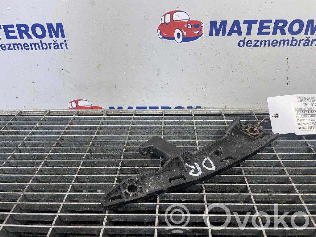 Citroen C3 Soporte del parachoques delantero 