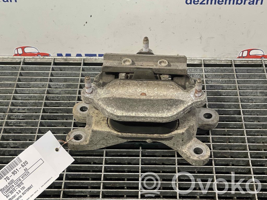 Audi A4 S4 B8 8K Gearbox mounting bracket 