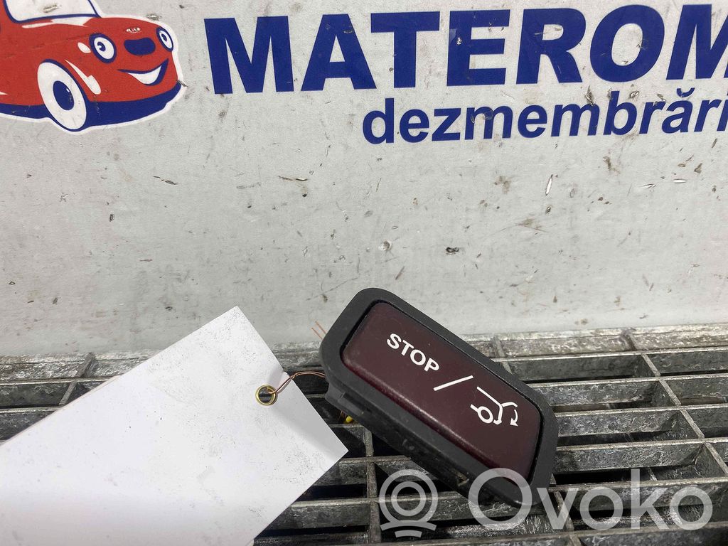 Mercedes-Benz E W212 Interrupteur d'ouverture de coffre 