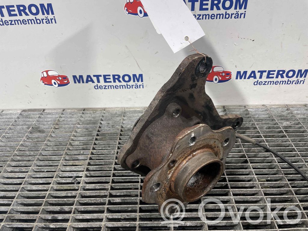 Cubo de rueda delantera   432024EA0A
