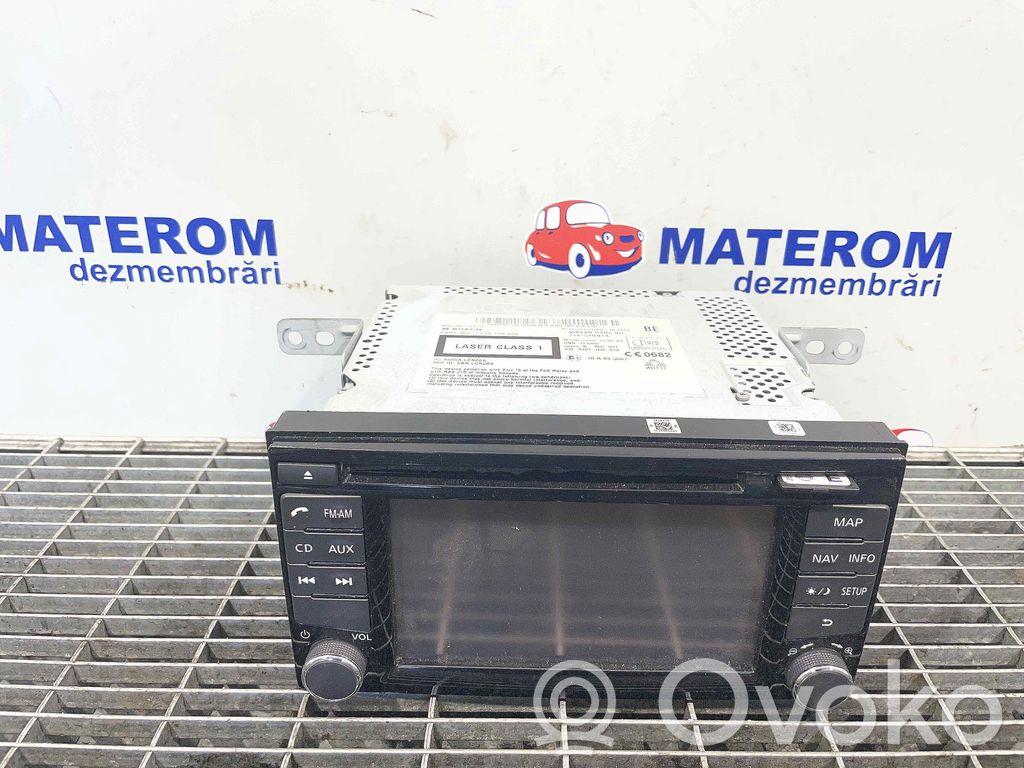 Nissan Note (E12) Unidad delantera de radio/CD/DVD/GPS 