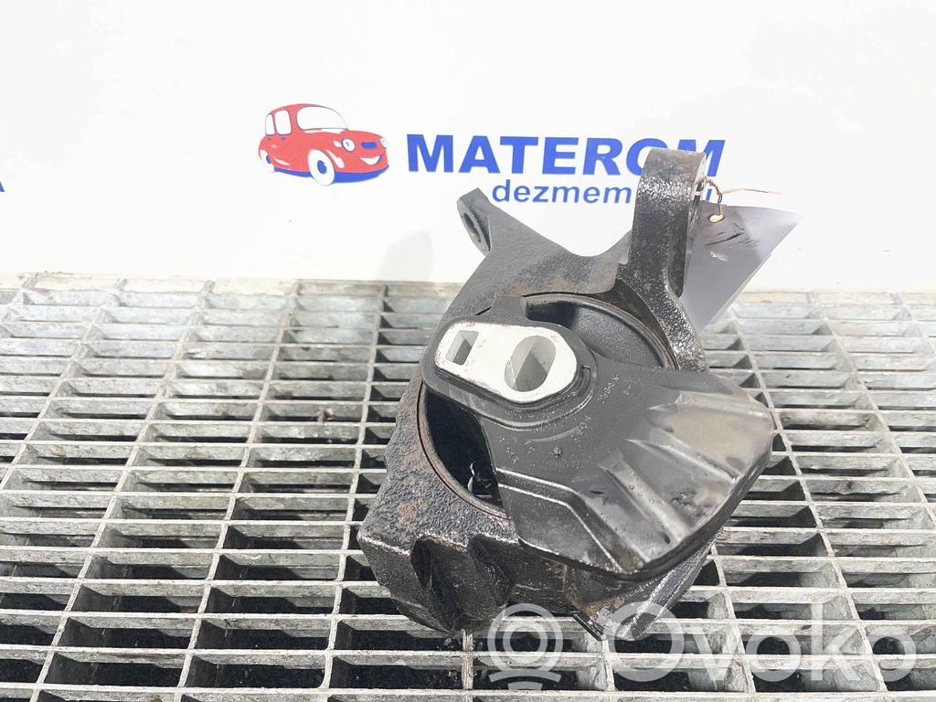 Mazda CX-5 Gearbox mounting bracket 