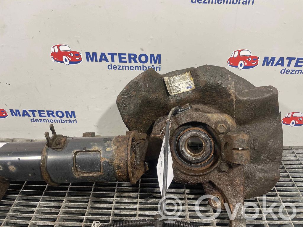 KIA Sorento Achsschenkel vorne 