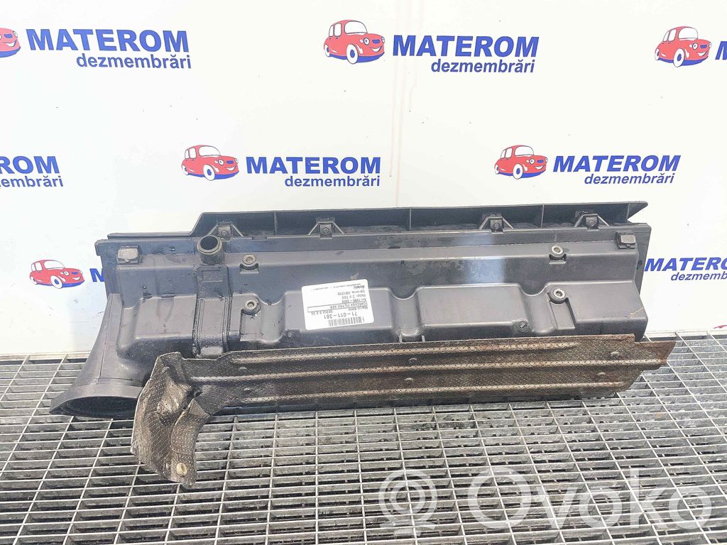 BMW 5 E39 Air filter box 