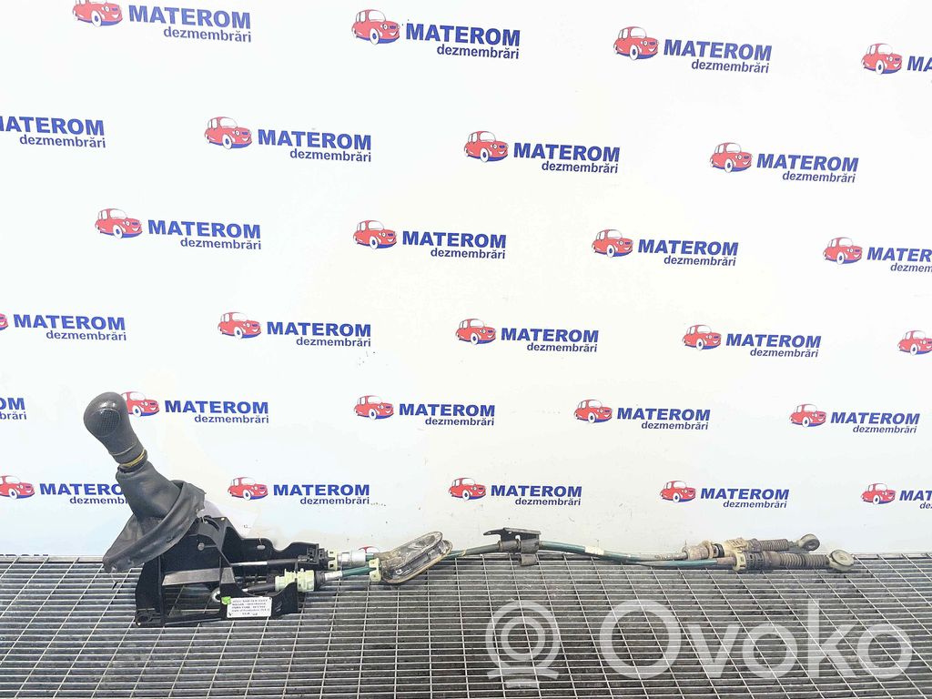Nissan Note (E12) Pavarų perjungimo svirtis 