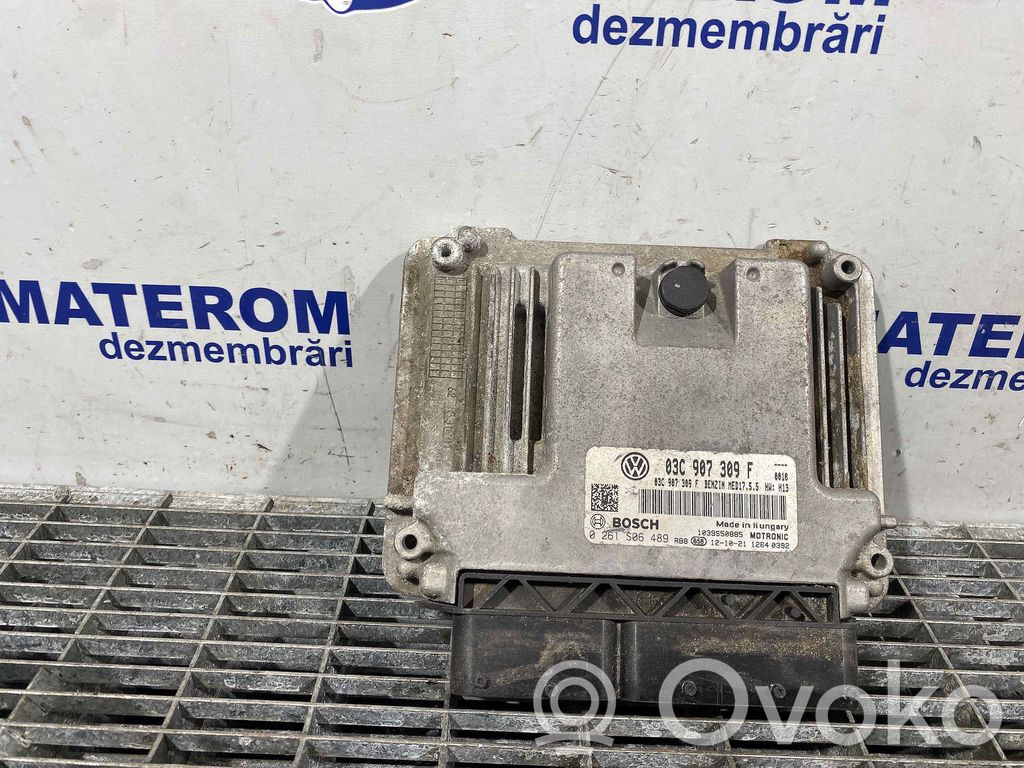 Volkswagen Golf VI Variklio valdymo blokas 