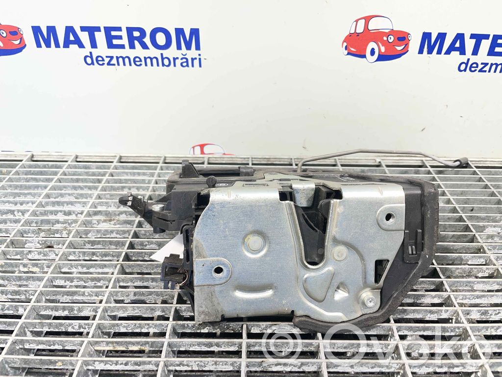 Cerradura de puerta trasera   51227202148