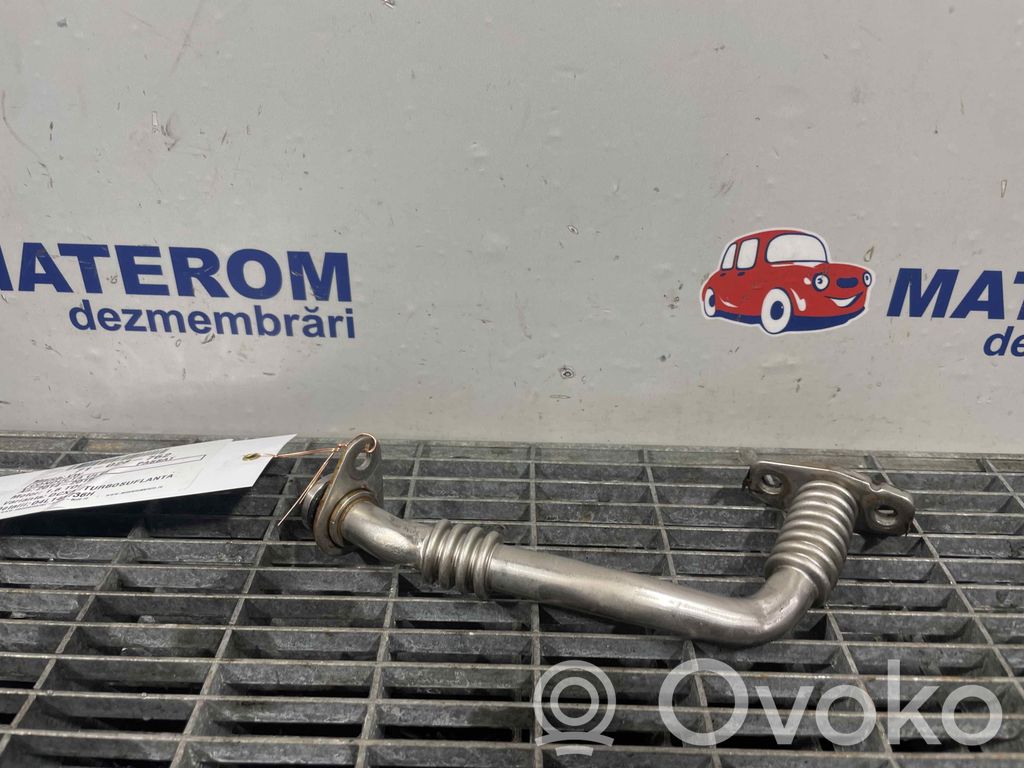Volkswagen PASSAT B8 Tubo flessibile del liquido di raffreddamento del motore