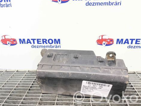 Mitsubishi L200 Sulakemoduuli 