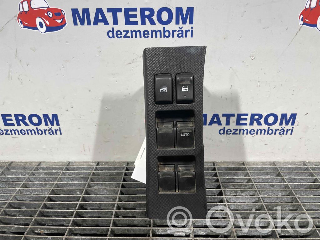 Electric window control switch   8974169750