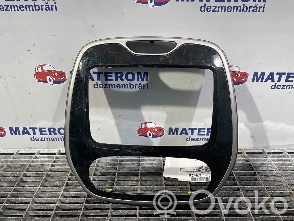 Renault Captur Unidad delantera de radio/CD/DVD/GPS 