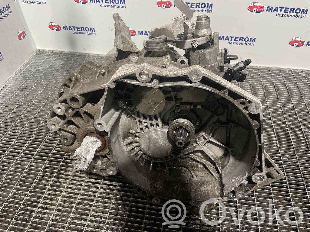 BMW 1 F20 F21 Cutie viteze manuală cu 5 trepte 
