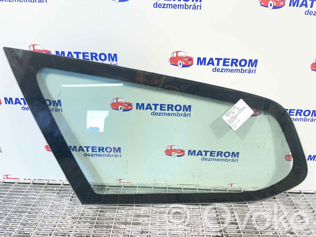Ford Focus Rear side window 