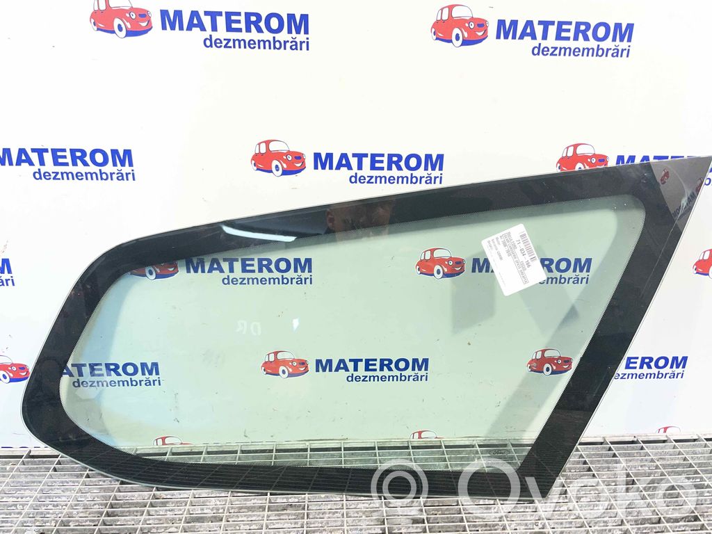 Ford Focus Rear side window 
