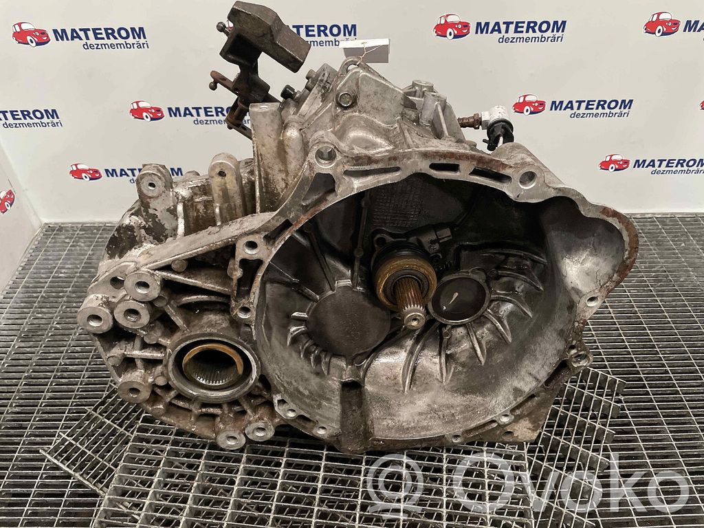 Opel Antara Boîte de vitesses manuelle à 5 vitesses
