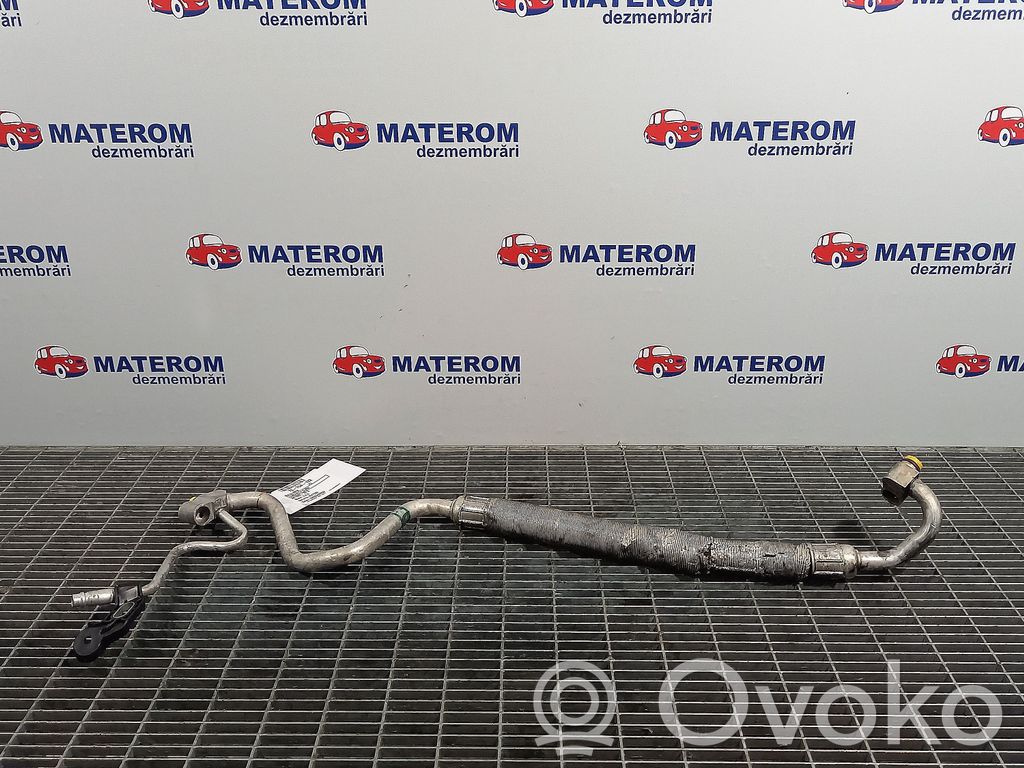 Ilmastointilaitteen putki (A/C)   64533420250